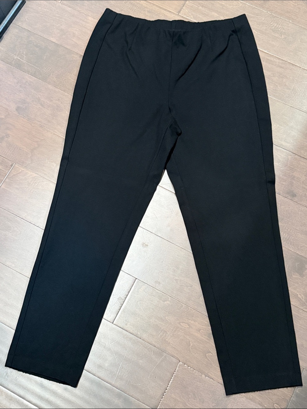 J Jill Black Stretch Tapered Pants - Classic Everyday Style
